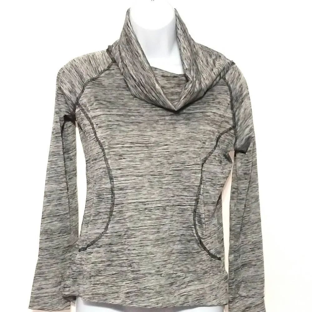 Series 8 Fitness Small turtle neck athletic